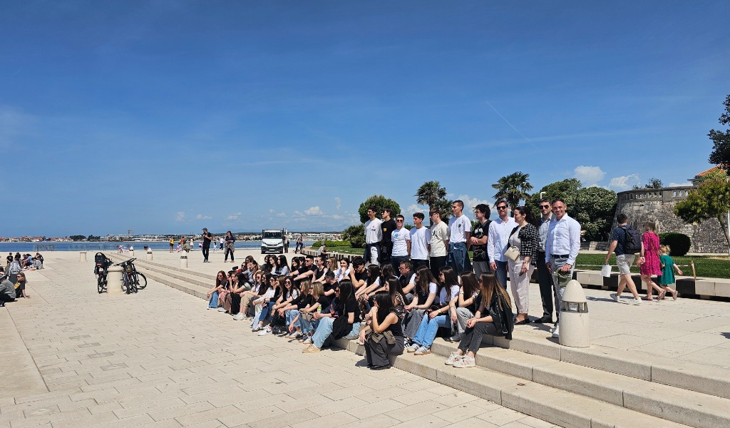 Učenici Ekonomske škole Šibenik na edukativnoj terenskoj nastavi u Zadru u sklopu EPAS programa