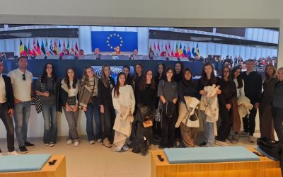 Učenici Ekonomske škole Šibenik sudjelovali u igri uloga Europskog parlamenta u Zagrebu